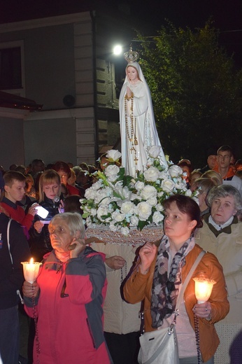 Nabożeństwo fatimskie w Rawie Maz.