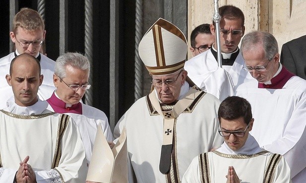 Franciszek: Jak nowi święci wróćmy do spotkania z Jezusem