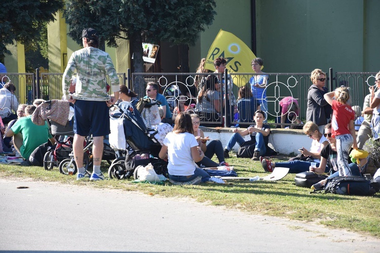 Pielgrzymka trzebnicka 2018 - cz. 12 - Oborniki Śląskie