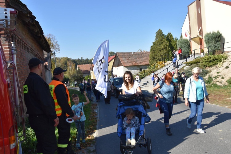 Pielgrzymka trzebnicka 2018 - cz. 12 - Oborniki Śląskie