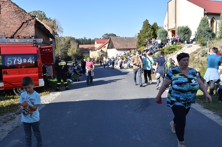 Pielgrzymka trzebnicka 2018 - cz. 12 - Oborniki Śląskie