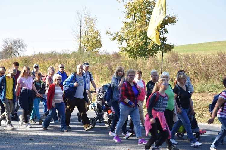 Pielgrzymka trzebnicka 2018 - cz. 12 - Oborniki Śląskie