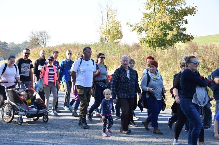 Pielgrzymka trzebnicka 2018 - cz. 12 - Oborniki Śląskie