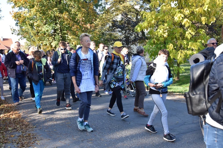 Pielgrzymka trzebnicka 2018 - cz. 12 - Oborniki Śląskie