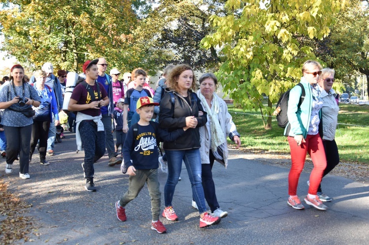 Pielgrzymka trzebnicka 2018 - cz. 12 - Oborniki Śląskie