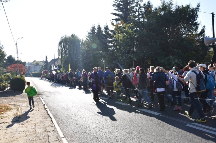 Pielgrzymka trzebnicka 2018 - cz. 12 - Oborniki Śląskie