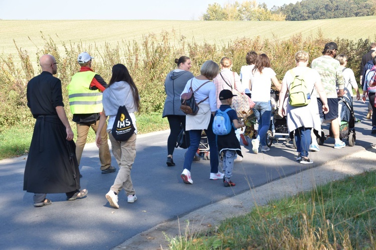 Pielgrzymka trzebnicka 2018 - cz. 12 - Oborniki Śląskie