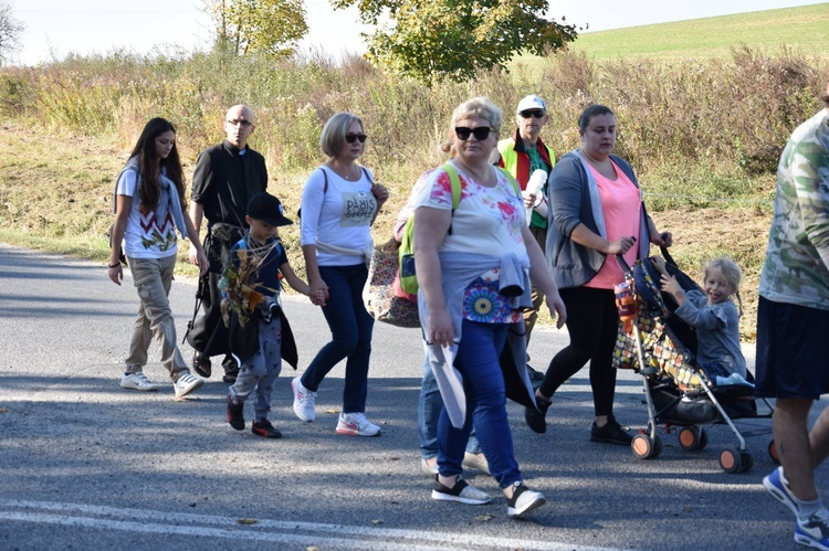 Pielgrzymka trzebnicka 2018 - cz. 12 - Oborniki Śląskie