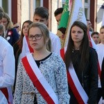 Uroczystość odsłonięcia pomnika niepodległości w Żmigrodzie