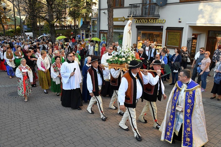 Procesja Fatimska ulicami Zakopanego