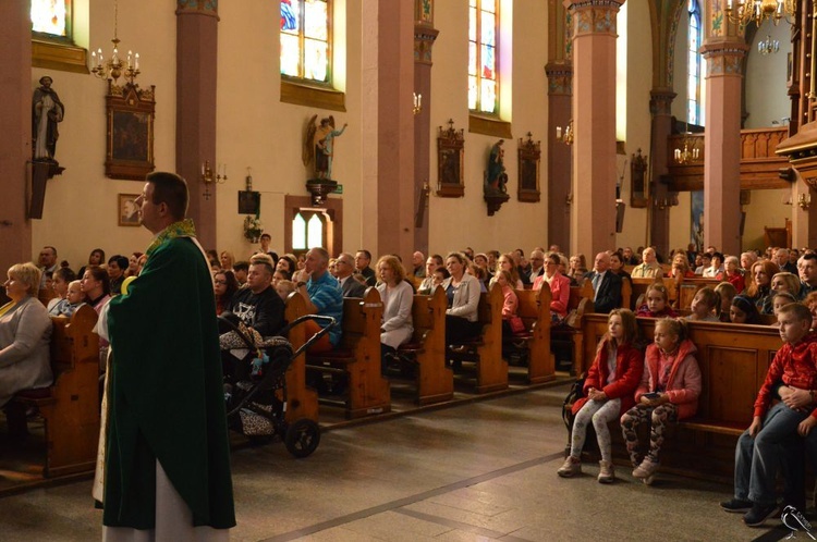 Obchody Dnia Papieskiego w Nowej Rudzie Słupiec