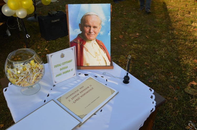 Obchody Dnia Papieskiego w Nowej Rudzie Słupiec