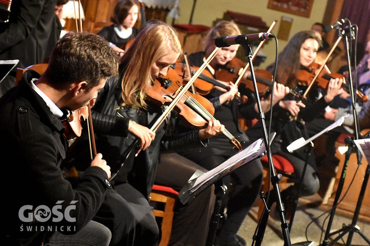 Koncert Papieski w Nowej Rudzie Słupiec