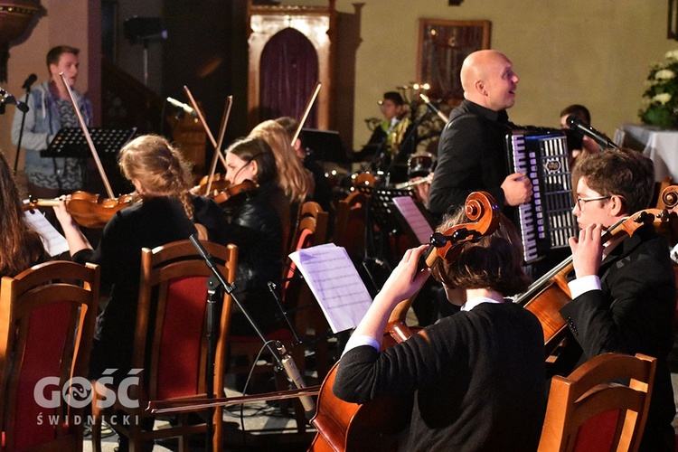 Koncert Papieski w Nowej Rudzie Słupiec