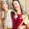 Figurka Madonny umieszczona w bocznym ołtarzu kościoła parafialnego mogła znajdować się w ołtarzu pierwszego, nieistniejącego już kościoła. To najstarsza mieszkanka tej ziemi.