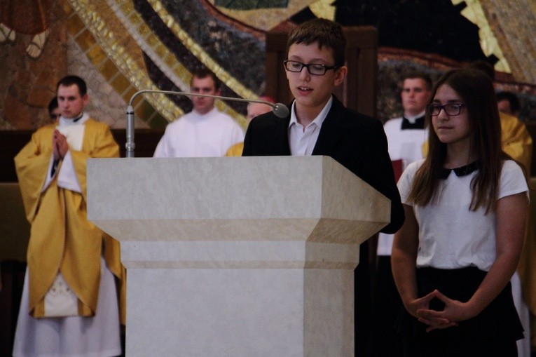 Szkoły im. św. Jana Pawła II na Białych Morzach