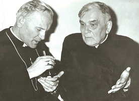 ◄	Ks. W. Granat z abp. Karolem Wojtyłą.