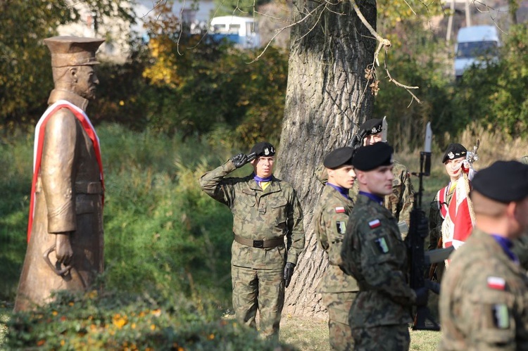 Odsłonięcie pominika gen. Józefa Dwobor Muśnickiego