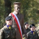 Odsłonięcie pominika gen. Józefa Dwobor Muśnickiego