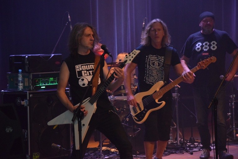 Koncert zespołu 2Tm2,3 w Skierniewicach 