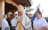 Poświęcenie odbudowanego po pożarze kościoła na Stecówce