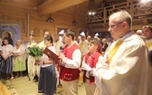 Poświęcenie odbudowanego po pożarze kościoła na Stecówce