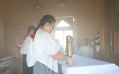 Poświęcenie odbudowanego po pożarze kościoła na Stecówce