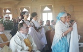 Poświęcenie odbudowanego po pożarze kościoła na Stecówce