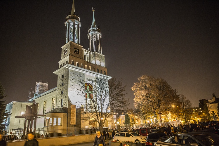 Nie daj się zwyciężyć złu. Uroczystości w rocznicę męczeństwa ks. Jerzego Popiełuszki