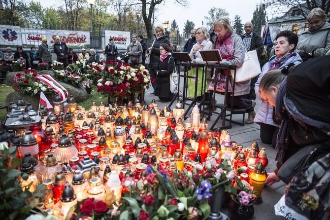 Nie daj się zwyciężyć złu. Uroczystości w rocznicę męczeństwa ks. Jerzego Popiełuszki