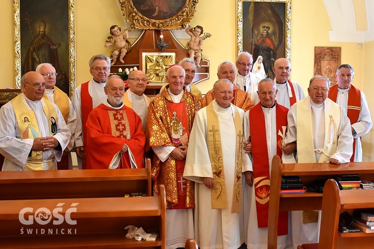 Spotkanie imieninowe biskupa z kolegami kursowymi