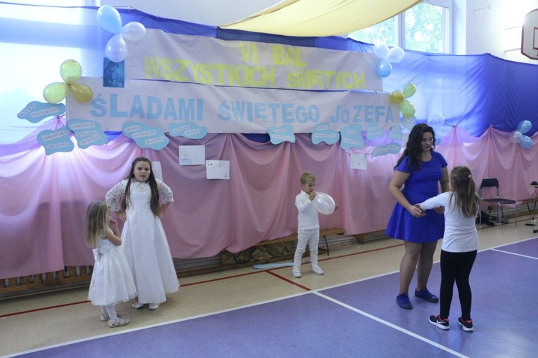 Bal Wszystkich Świętych w Brzeziej Łące