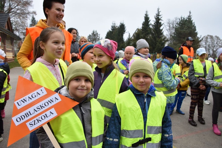 Odblaskowa szkoła w Starem Bystrem 