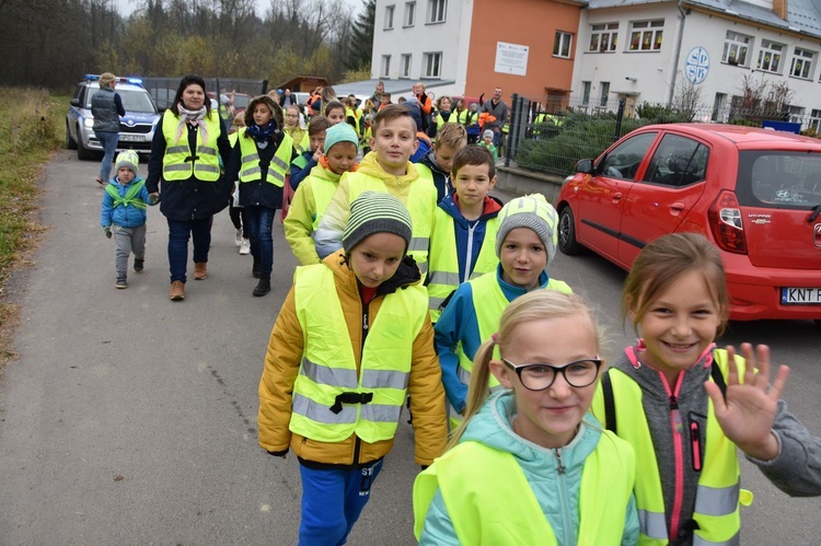 Odblaskowa szkoła w Starem Bystrem 