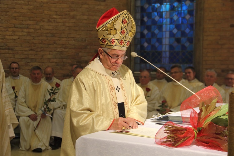 Konsekracja kościoła pw. Miłosierdzia Bożego w Żukowie.