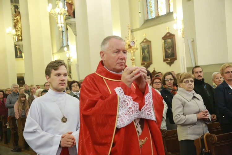 Relikwie bł. ks. Popiełuszki w  Grybowie