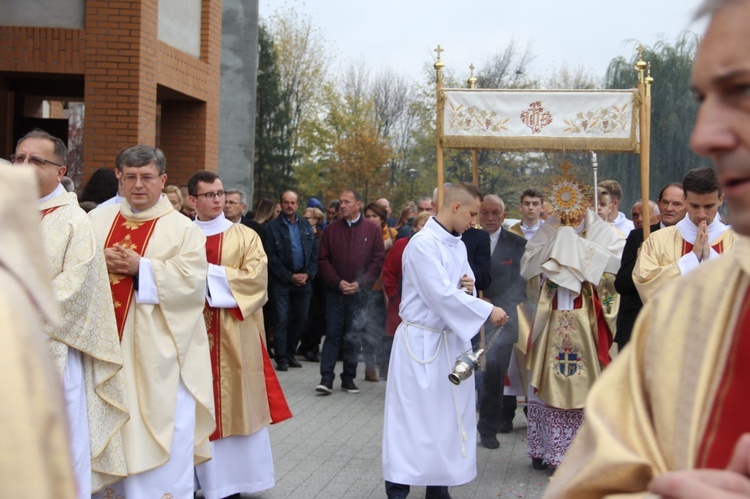 Poświęcenie kościoła św. Jana Pawła II w Nowym Sączu