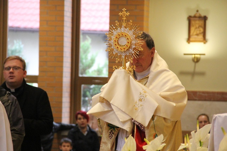 Poświęcenie kościoła św. Jana Pawła II w Nowym Sączu