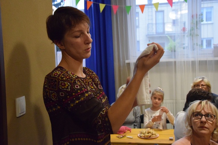 Warsztaty dla seniorów i dzieci w Żyrardowie