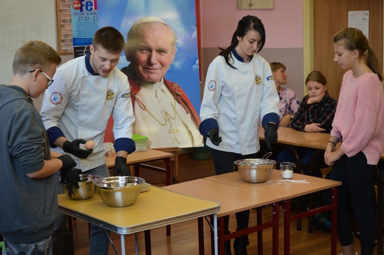 Tydzień Papieski w Nowej Rudzie Śłupiec