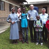 Ksiądz Piotr Sierzchuła spotkał się w Rwandzie ze swoim podopiecznym.