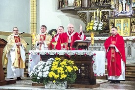 Arcybiskup Górzyński podkreślał niezwykle ważną rolę kapelanów szpitalnych.