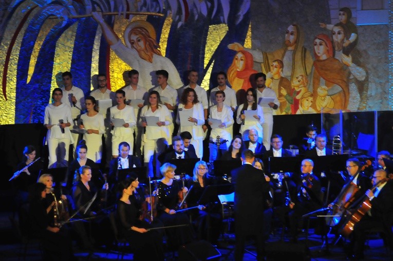 Koncert "Habemus Papam"