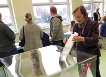 Mieszkańcy Podbeskidzia na wybory przyszli  często całymi rodzinami.