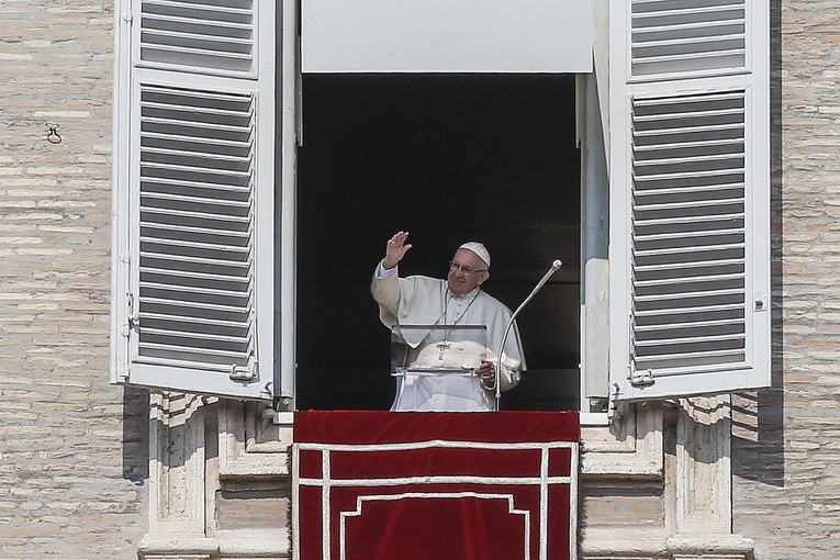 Franciszek: Kiedy myślę o nadziei, przychodzi mi na myśl obraz kobiety w ciąży