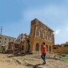 Sana, stolica Jemenu,  5 września 2018 r. Zniszczenia po ataku artyleryjskim koalicji pod wodzą Arabii Saudyjskiej.