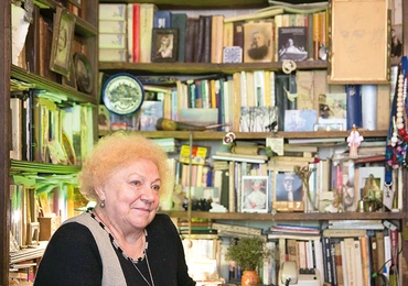 – Gdybym nie lubiła swojego zawodu, to może wszystko ułożyłoby się w moim życiu inaczej. Ale niczego nie żałuję – mówi Ludmiła Siekacka.