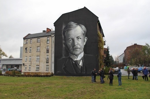 Mural z Korfantym w Katowicach