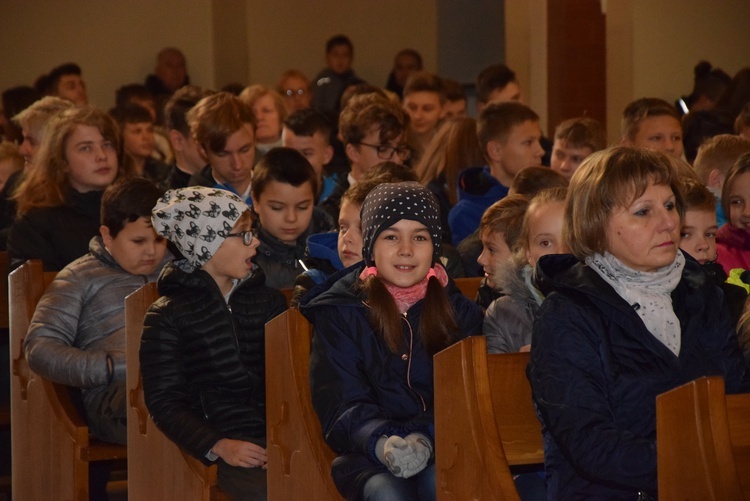 Obchody stulecia Szkoły Podstawowej nr 4 w Skierniewicach