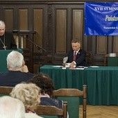 Bp Kopiec: Dorobek św. Jana Pawła II ciągle czeka na nasze przemyślenia